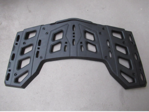 osłona bagażnika przód.png