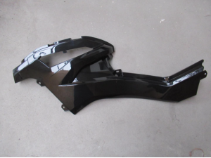 osłona boczna lewa czarna.png