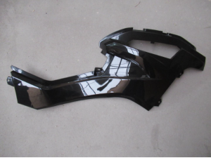 osłona boczna prawa czarna.png