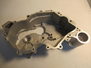 POKRYWA SKRZYNI BIEGÓW LEWA 2 SKRZYNIA.png