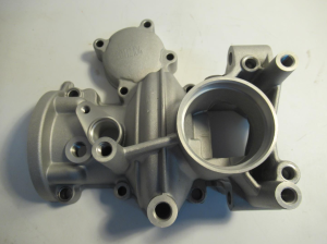 POKRYWA SKRZYNI BIEGÓW PRAWA 2 SKRZYNIA.png