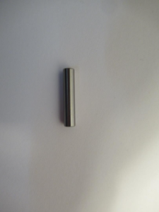 Pin osi pompy oleju 4X30.png